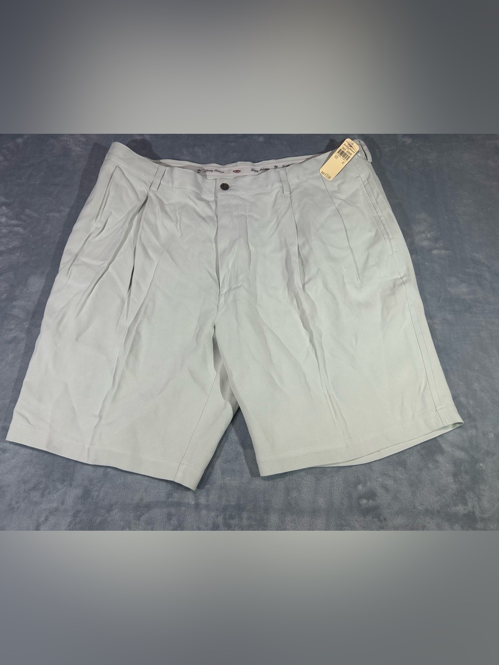 NWT Tommy Bahama Light Cream Pleated Flat-Front Men's Shorts 100% silk